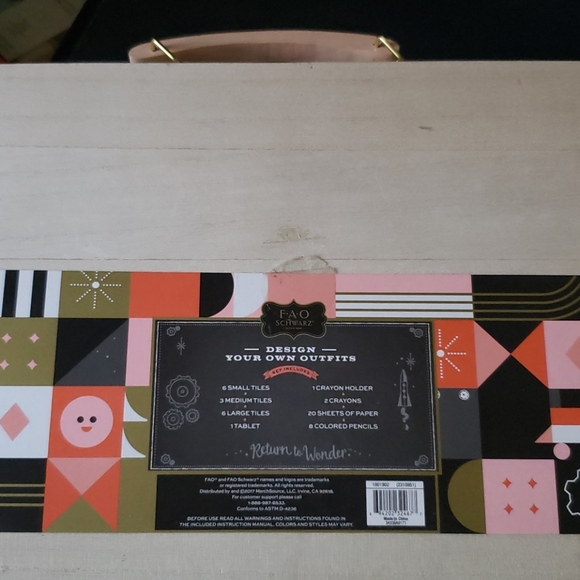 FAO SCHWARZ fashion designer activity set - Picture 2 of 6